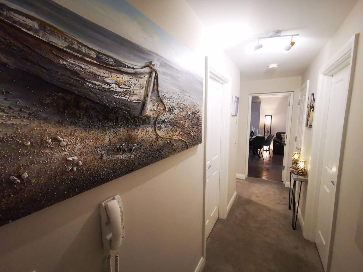 Belfast Central 2 Bedroom Luxurious Modern Stay מראה חיצוני תמונה
