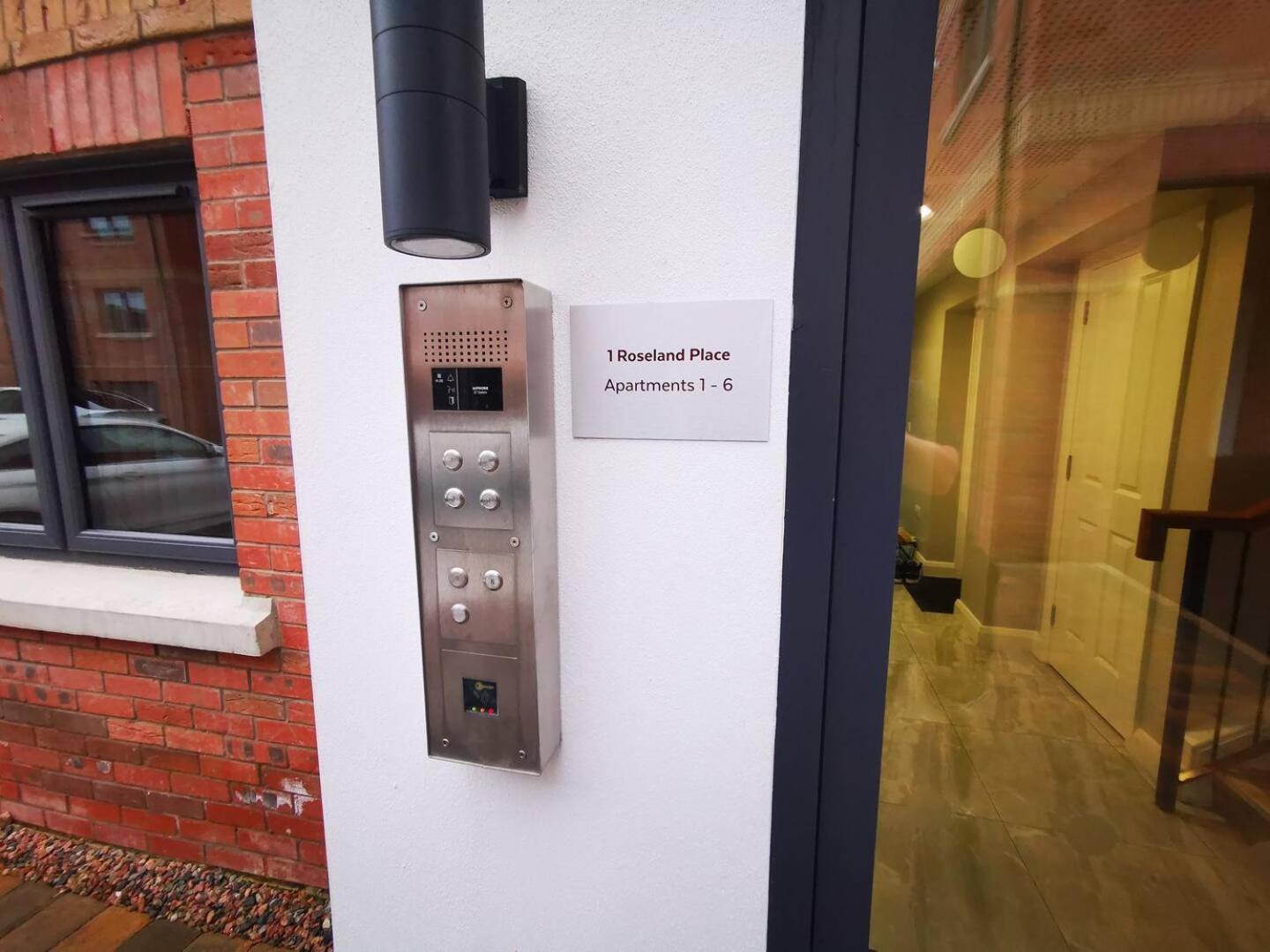 Belfast Central 2 Bedroom Luxurious Modern Stay מראה חיצוני תמונה