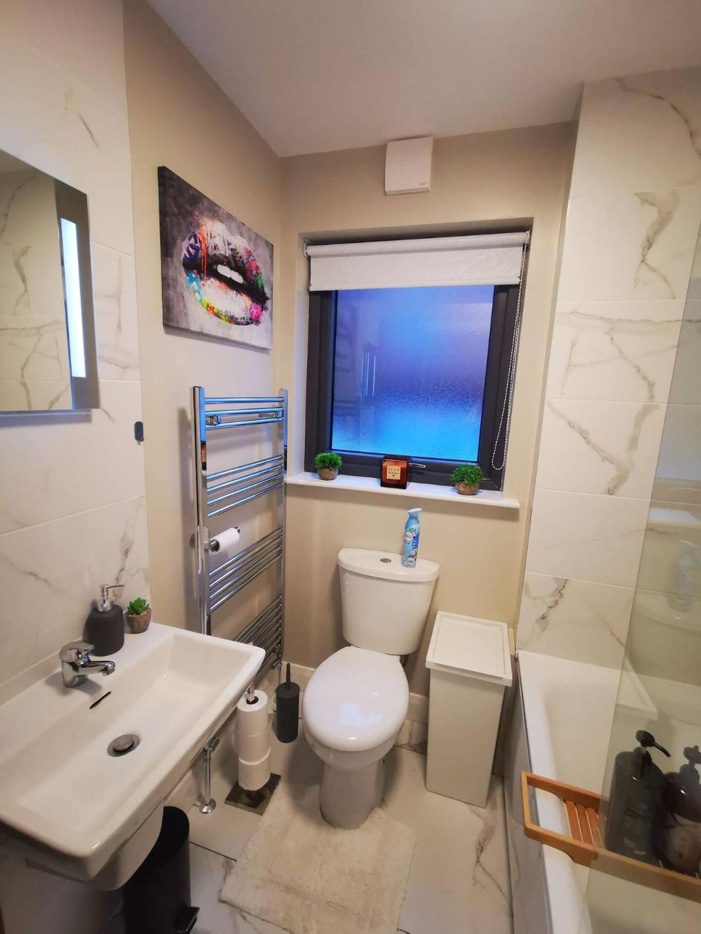 Belfast Central 2 Bedroom Luxurious Modern Stay מראה חיצוני תמונה