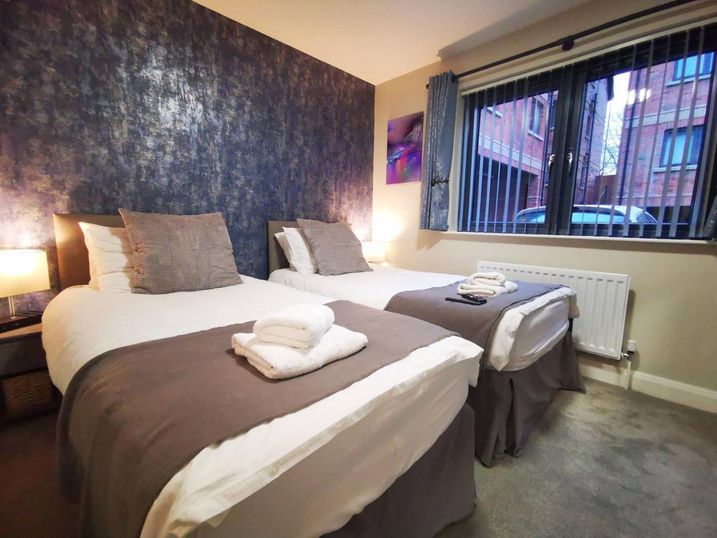 Belfast Central 2 Bedroom Luxurious Modern Stay מראה חיצוני תמונה