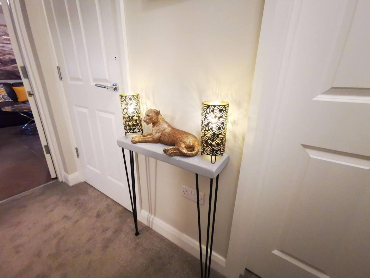 Belfast Central 2 Bedroom Luxurious Modern Stay מראה חיצוני תמונה